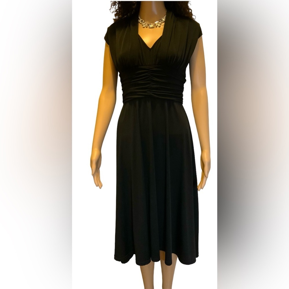 Lully K Black Dress - Picture 2 of 7